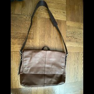 Men’s leather Coach messenger bag